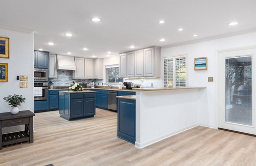 Oak Park - Northwood Casa | Centrally located cozy home close to everything.