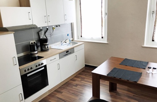 Hildesheim District Apartamento | Ubicado en el centro para los visitantes de Harz, invitados a la feria, instaladores, Alfeld (5 minutos), Leineberg