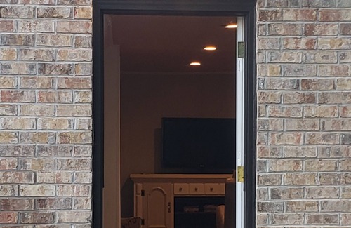 Boyds Creek Apartamento | Centrally Located Easy Drive to UT Knoxville, Pigeon Forge, Seymour, Gatlinburg!