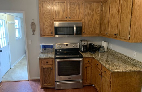 Burlington Casa | Centrally Located House, Minutes from Downtown Elon and Burlington