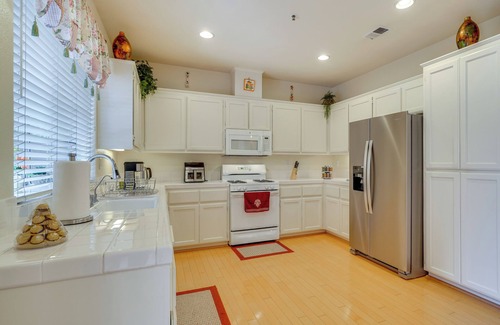 Hayward Casa | Centrally Located Home w/ Yard in Hayward!