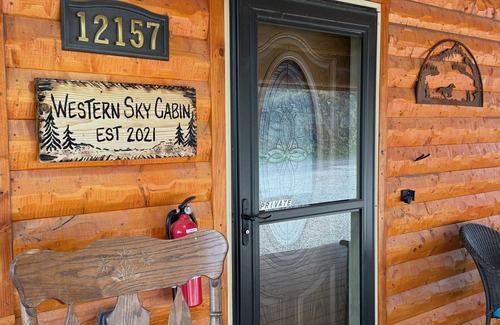 Hill City Cabina | Centrally located in the heart of the Black Hills.