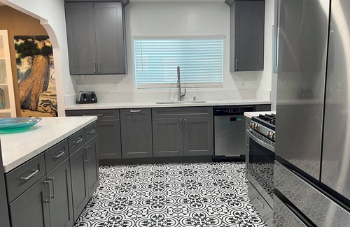 University Heights Casa | Centrally located in San Diego, AC, walkable to Hillcrest,near downtown-beaches!