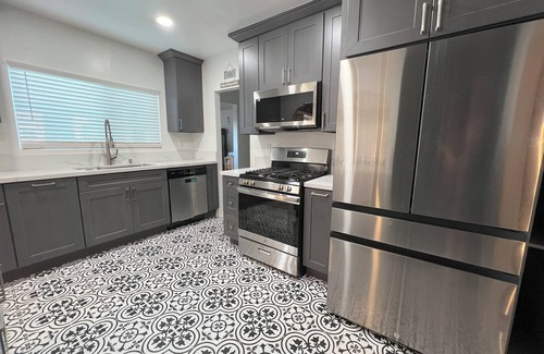 University Heights Casa | Centrally located in San Diego, AC, walkable to Hillcrest,near downtown-beaches!