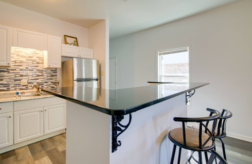Uptown Cabaña | Centrally Located Memphis House: 2 Mi to Beale St!