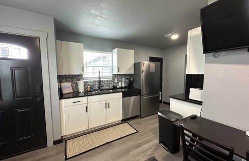 Amarillo Casa | Centrally located private home with large private backyard in Amarillo.