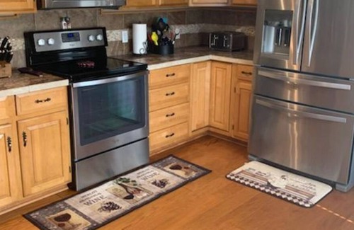 Hickory Casa | Centrally located to everything!!!