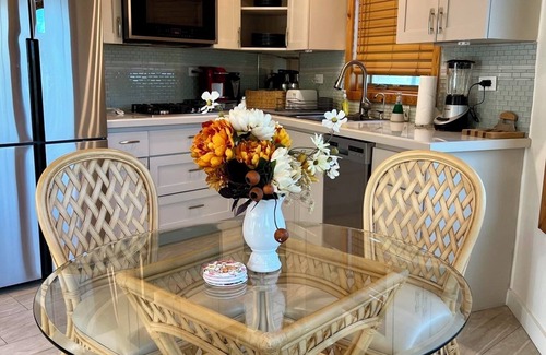 Green Cay Plantation Cabaña | Centrally located to everything!