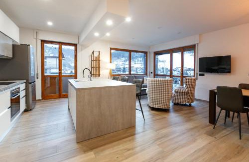 Bormio Apartamento | Centre of Old Town, Fully Renovated, Amazing Views & Car Park