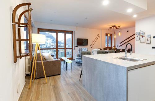 Bormio Apartamento | Centre of Old Town, Fully Renovated, Amazing Views & Car Park