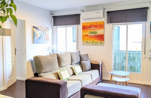 Jaen Apartamento | CÉNTRICO Y TRANQUILO. CON TERRAZA Y PARKING