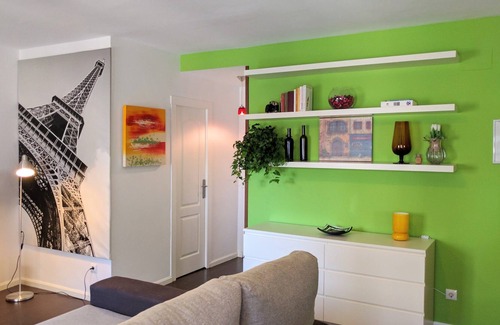 Jaen Apartamento | CÉNTRICO Y TRANQUILO. CON TERRAZA Y PARKING