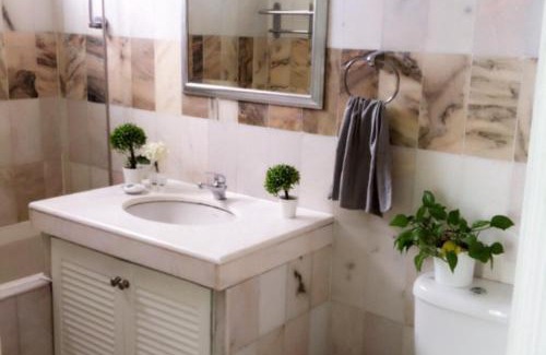 Kampung Sungai Nibong Apartamento | Century Bay Private Residences