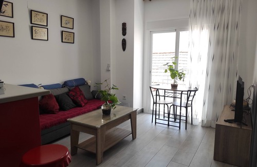 Cruz de Humilladero Casa | Con terraza, cerca de la playa,centro y estación de tren