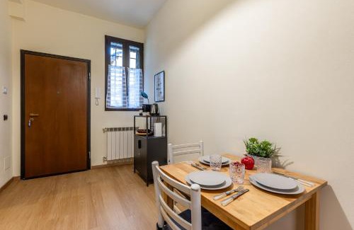Certosa Apartamento | Certosa Charme 10 Minuti da SAN SIRO e RHO FIERA