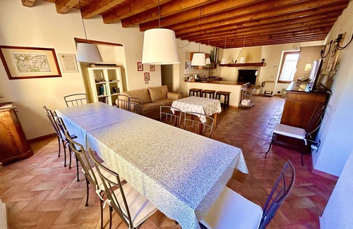 Toscolano Maderno Apartamento | Cervano: 3 suites apartamento para 10 personas