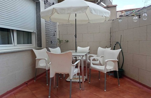 Dean Pequeno Apartamento | Apartamento Cervantes Ideal para familias y grupos que buscan espacio