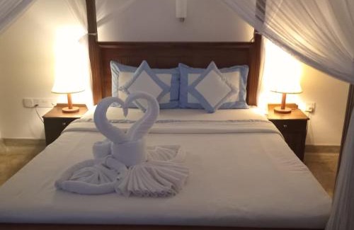 Negombo Hotel | Ceylon Kingsmen Garden - Katunayake Airport Transit Hotels