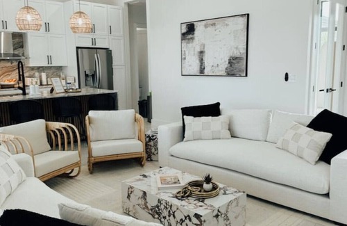 Pelican Apartamento | CF(JEN) - 1923 SW 27th Terrace (3B+D)