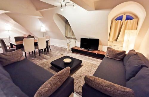 Bergheim Apartamento | CF26 75m2 Central Quiet Duplex Apartment