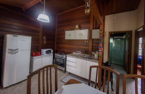 Lapa Casa | Chácara com lazer completo e Wi-Fi em Lapa/PR