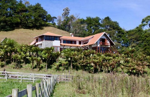 Cunha Casa | Chácara com Wi-Fi, churrasqueira e lazer em Cunha