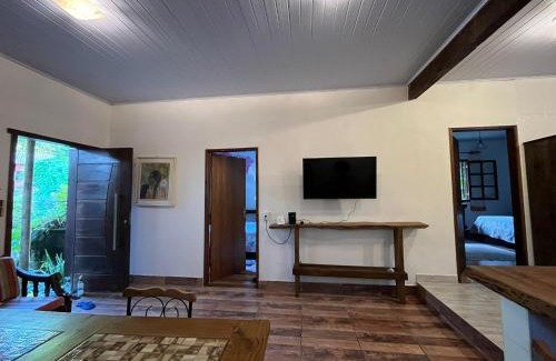 Paraty Apartamento | Chácara portal do dragão casa completa para 6 pax
