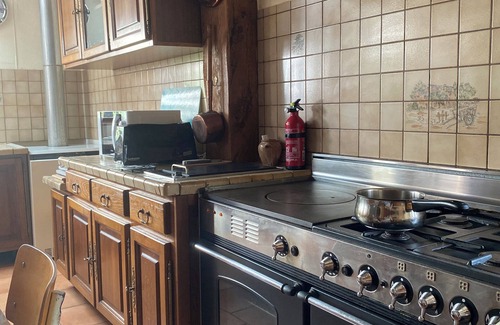 Pierrefitte-sur-Sauldre Casa | Château region/Sancerre Loire Valley large family house! Spacious w/courtyard!