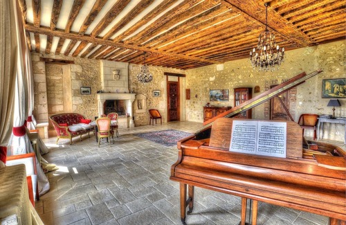 Saint-Denis-sur-Huisne Cama Y Desayuno | Château de Blavou