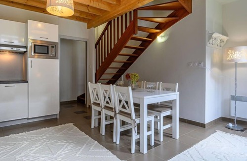 Baden Casa | Château De Kergonano, dans l'Orangerie by Interhome