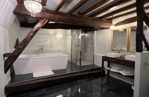 Lombron Casa | Château de Lauresse