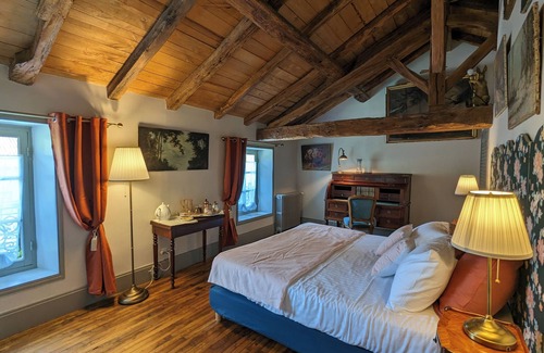 Montbron Casa | Château de Lavaud