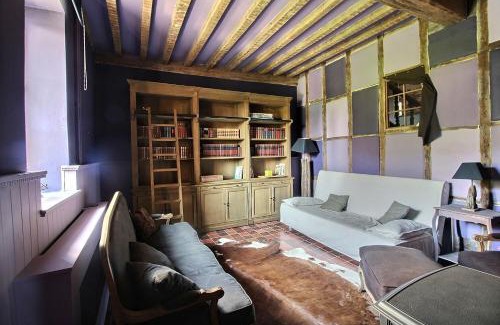 Gedinne Casa | Château de Rienne met sauna & hottub & pooltafel