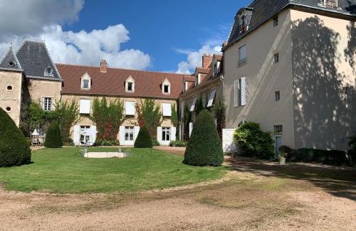 Saint-Agoulin Cama Y Desayuno | Château de Saint-Agoulin