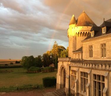 Villers-Chatel Cama Y Desayuno | Château de Villers-Châtel