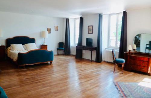 Damblainville Casa | Château du Mesnil Soleil , gites et chambres d'hôtes