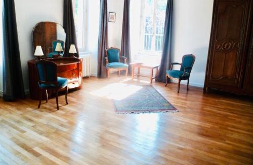 Damblainville Casa | Château du Mesnil Soleil , gites et chambres d'hôtes