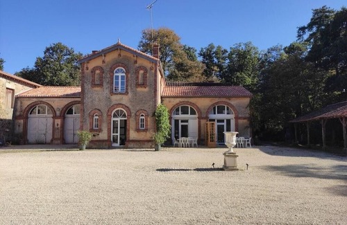Mouchamps Casa | Château du Parc Soubise - Gîte Saubonne