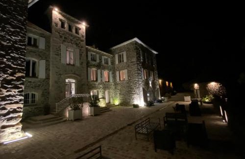 Curieres Cama Y Desayuno | Château du Puech