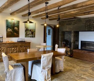 Curieres Cama Y Desayuno | Château du Puech