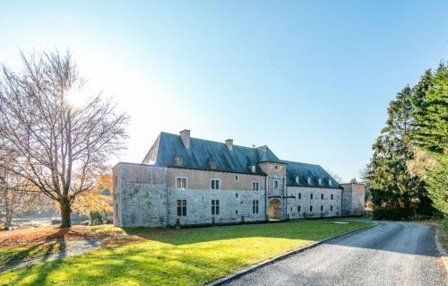 Beauraing Casa | Château-ferme de Pondrome