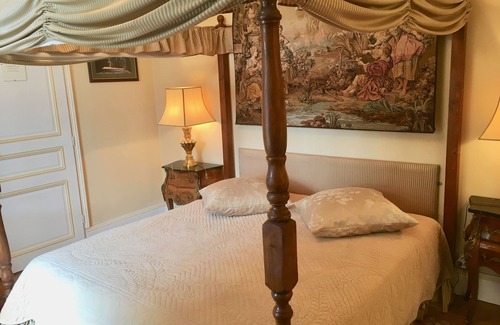 Tournon-Saint-Pierre Otro | Château les Vallées