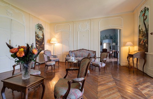 Saint-Puy Otro | Château Monluc -360° views, XL pool, cinema room, kids room & ping-pong