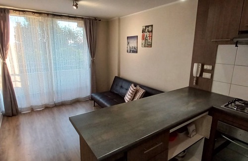 Nunoa Apartamento | Juvenil y acogedor alojamiento frente al metro!