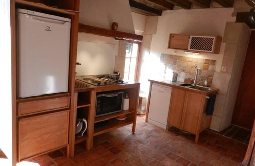 Druyes-les-Belles-Fontaines Cabaña | Encantadora casa ecológica *** en Borgoña