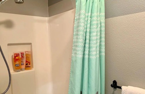 Cortez Hill Apartamento | Chadwick 104 · Located near everything | Fast Wi-Fi | Cozy!