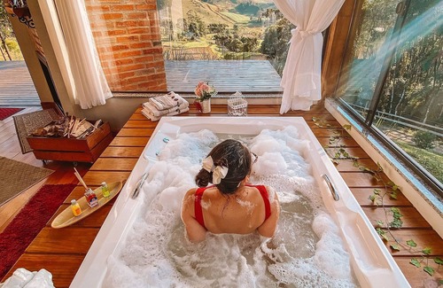 Rancho Queimado Chalet De Esquí | Chalé Caminho do Sol - 1 - com Jacuzzi e Lareira