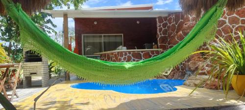Fortim Casa | chalé com cozinha dois quartos e piscina privativa