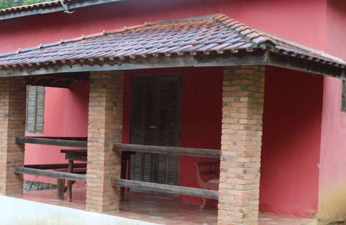 Munhoz Cabina | Chalé com som de Cachoeira na Serra da Mantiqueira