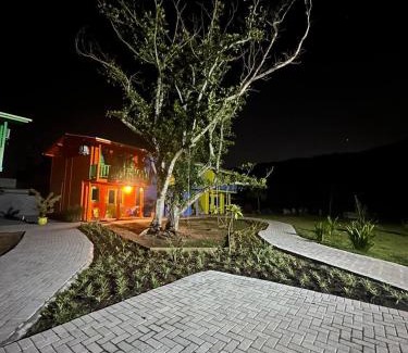 Florianopolis Chalet De Esquí | Chalé com Vista Deslumbrante da Natureza - 03